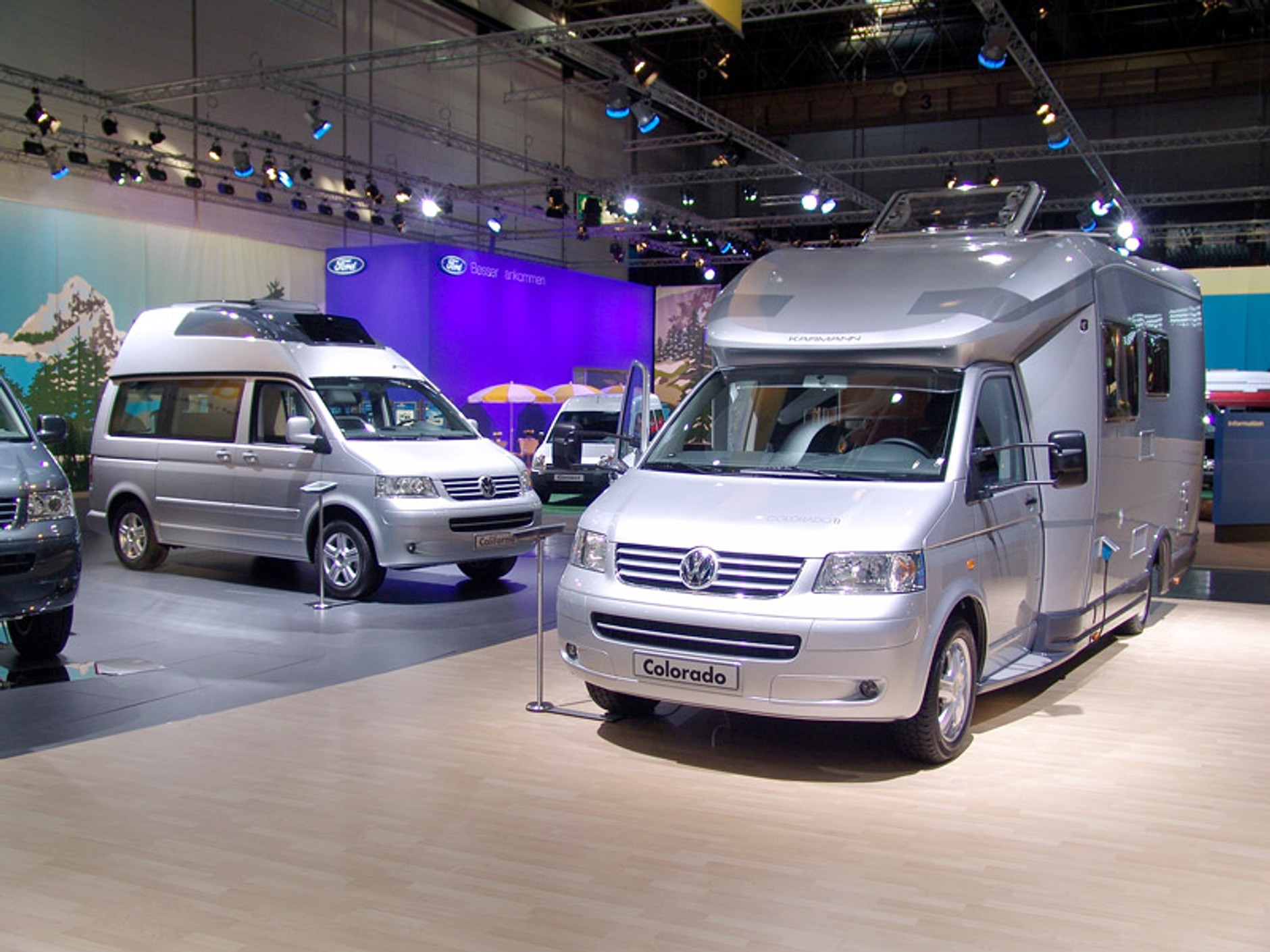 Caravan Salon Düsseldorf 2007: Caddy Life i moda na nowy sezon (fotogaleria)