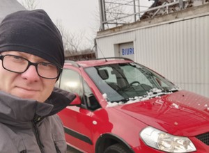 Pojechaliśmy do komisu w Siedlcach po Suzuki dla młodej lekarki. W takiej sytuacji jeszcze nie byliśmy
