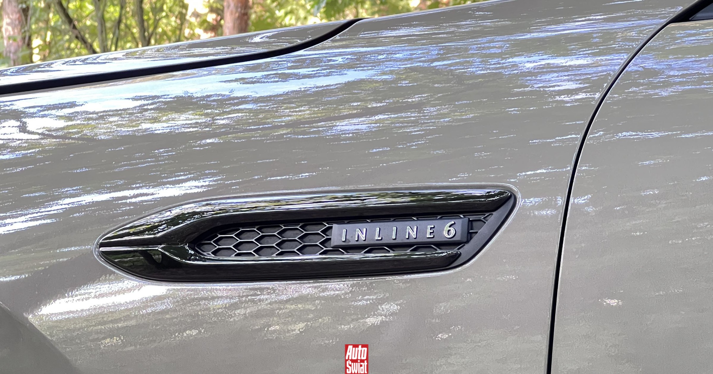 Mazda CX-60 z potężnym dieslem: to kryje się za tabliczką "INLINE 6"