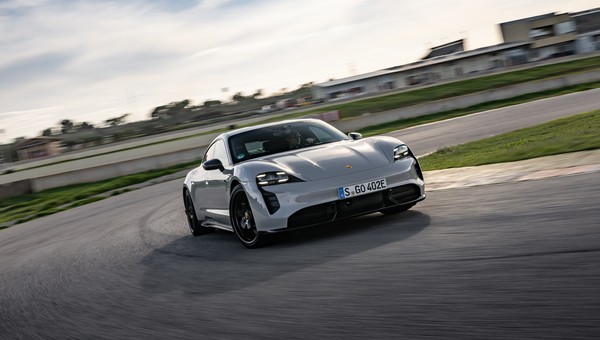 Porsche Taycan GTS