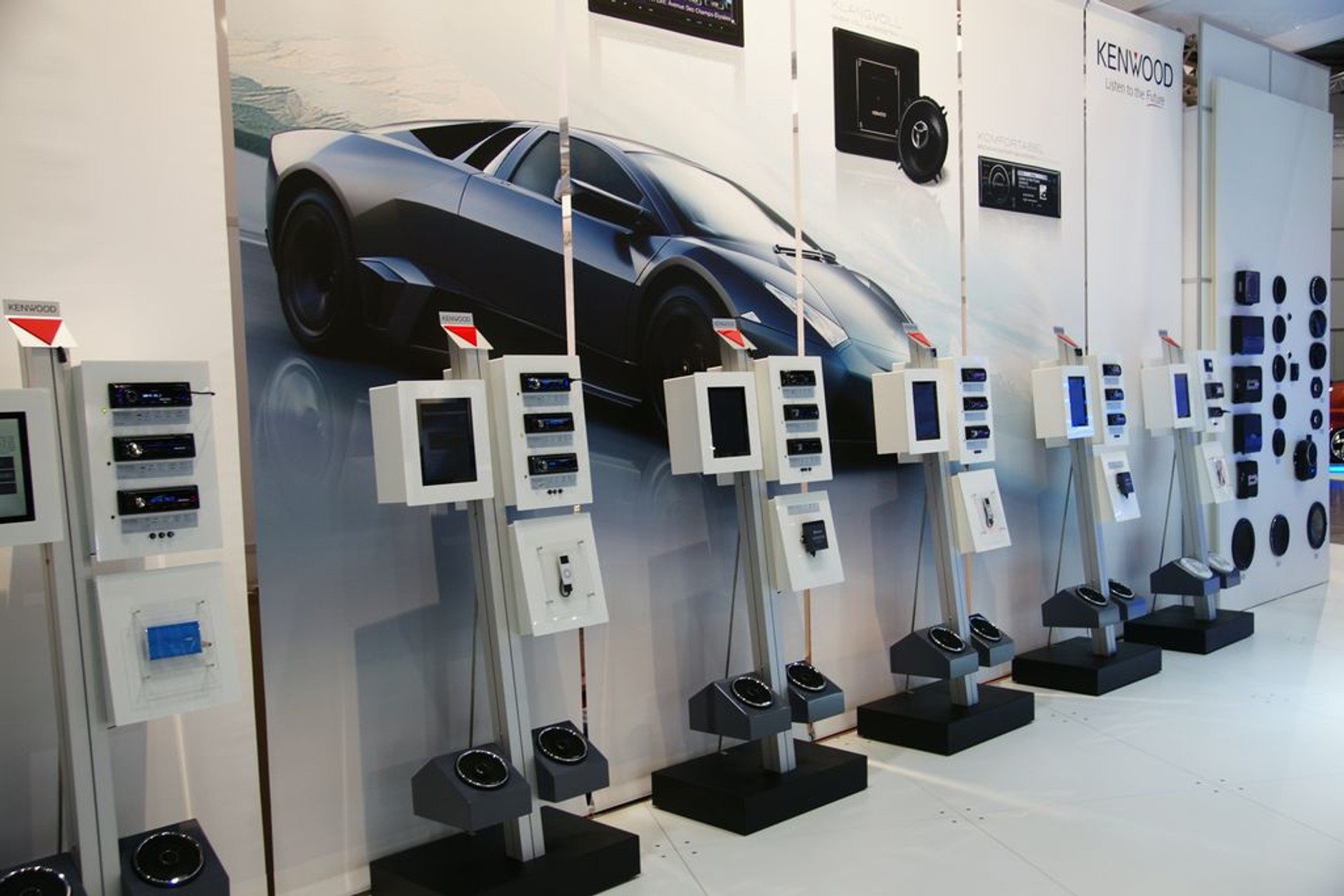 AMICOM 2010: kino, koncert i nawigacja do samochodu (galeria)