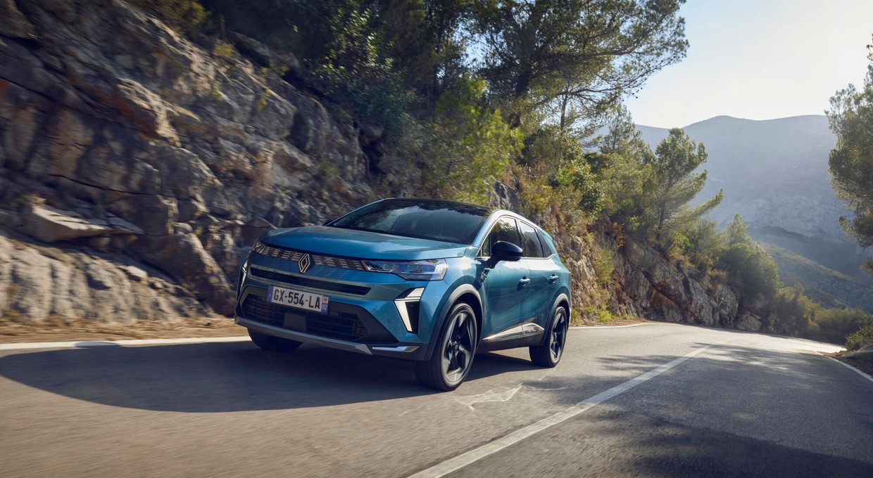 Renault dostanie silnik 1.8 full hybrid E-Tech 160. Padły ceny