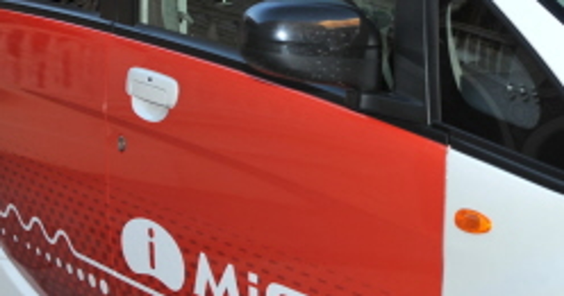 Mitsubishi: książę Monako Albert II jeździł w i MiEV!
