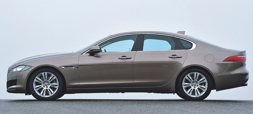 Jaguar XF