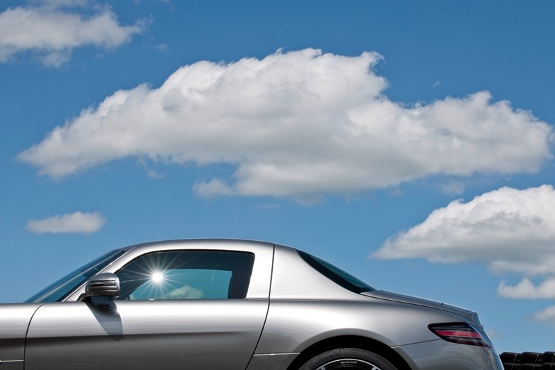 Mercedes SLS AMG w całej okazałaości