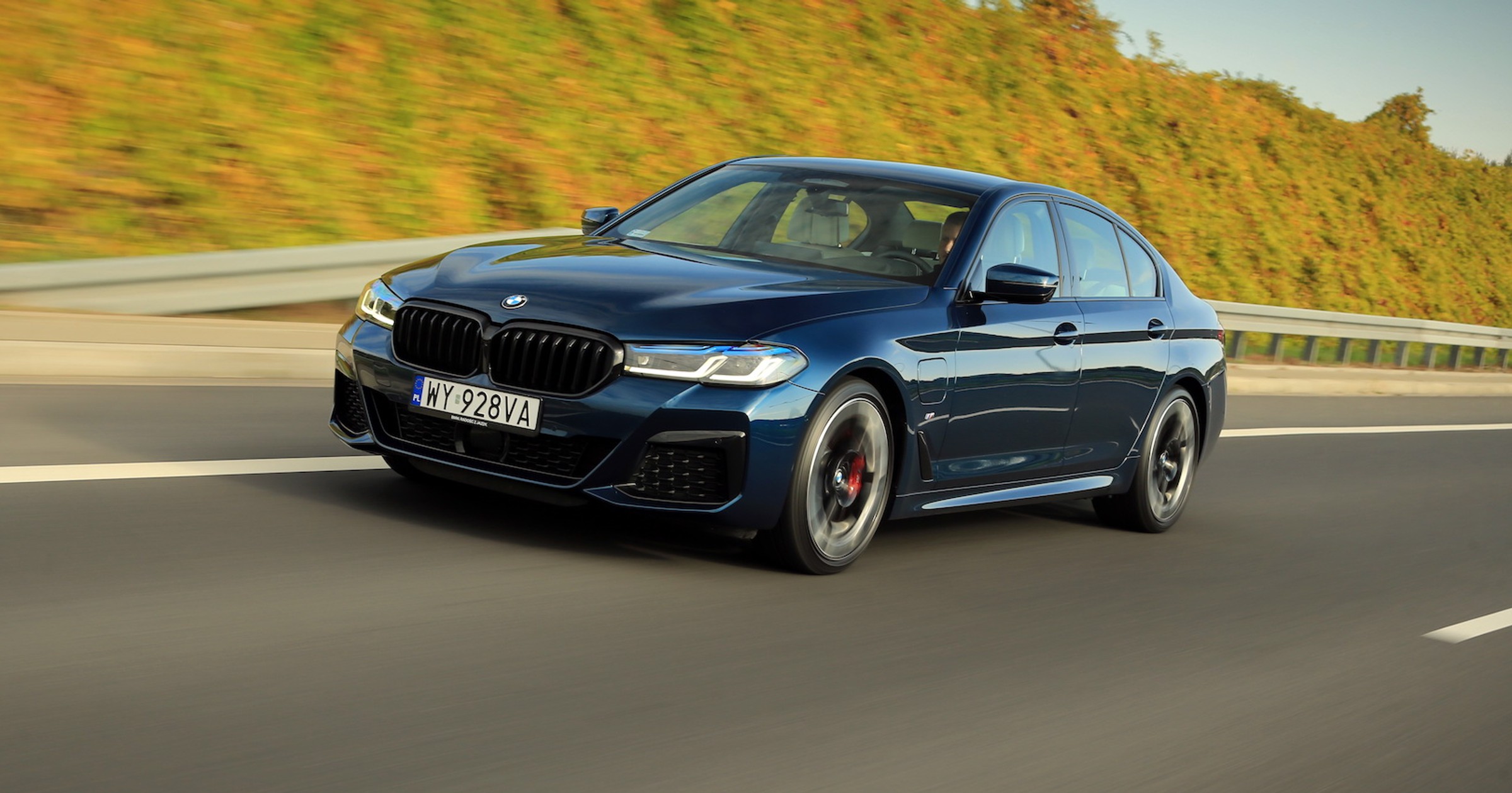 BMW 545e xDrive (2021, G30 LCI)
