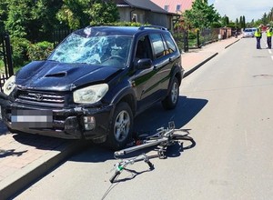 Pijana uciekała po kolizji. Potrąciła matkę z dzieckiem