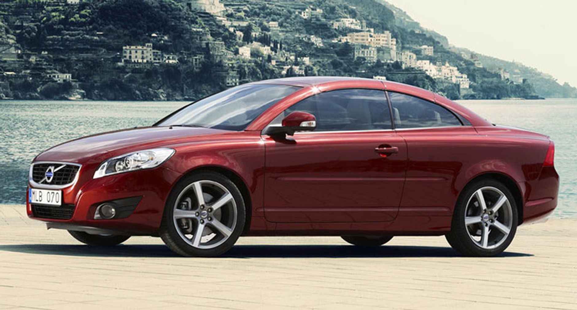 IAA Frankfurt 2009: Volvo w kolorze flamenco - czyli nowe C70