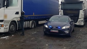 GITD łapała TIR-y wyprzedzające na zakazie. Wystawiono prawie 400 mandatów