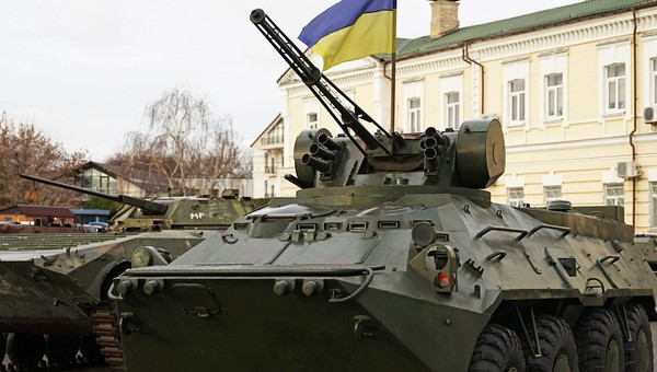 Armie Ukrainy i Rosji - te państwa są jak Dawid i Goliat