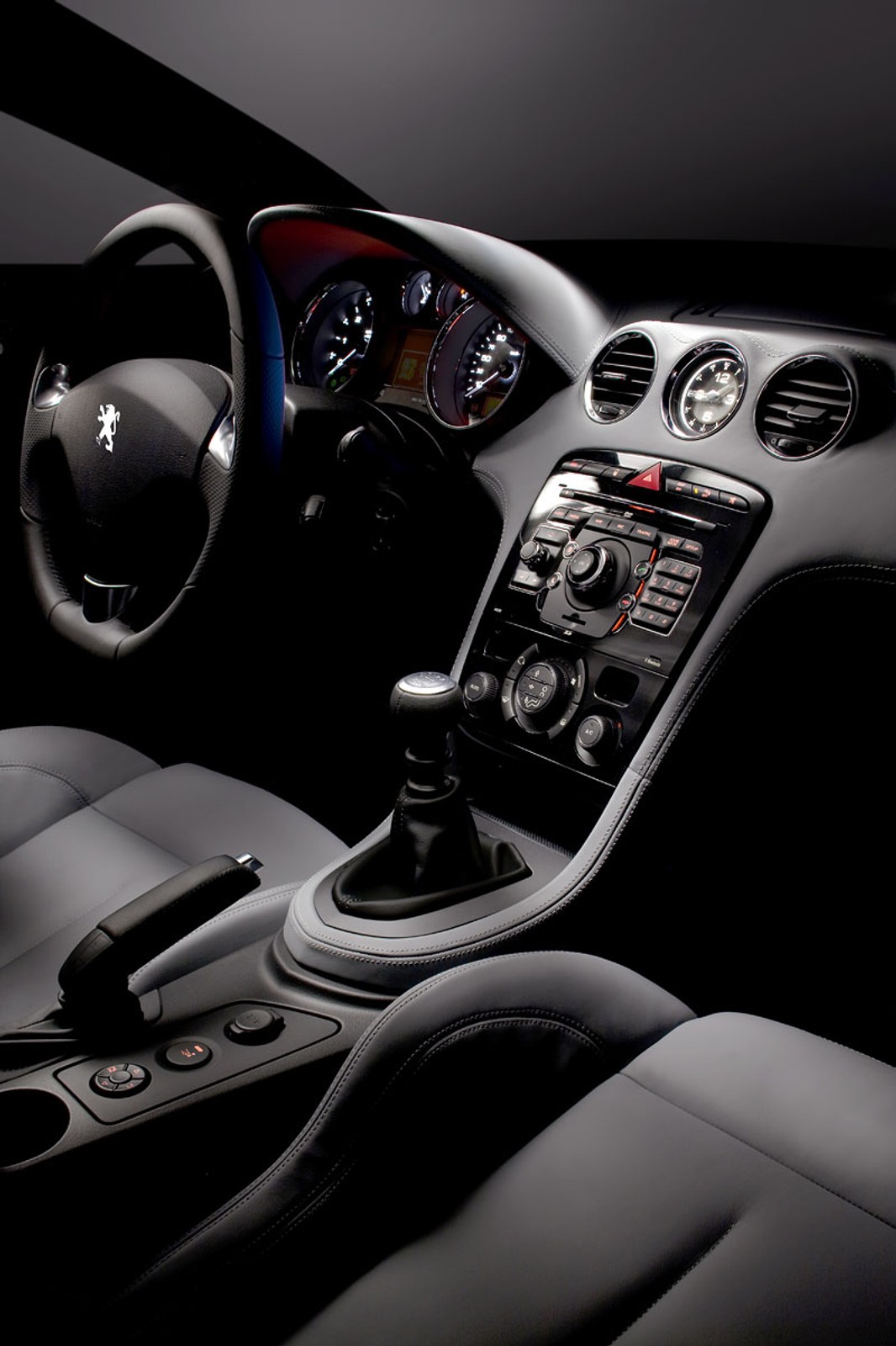 IAA Frankfurt 2009: Peugeot RCZ - odsłonięcie seryjnego coupé