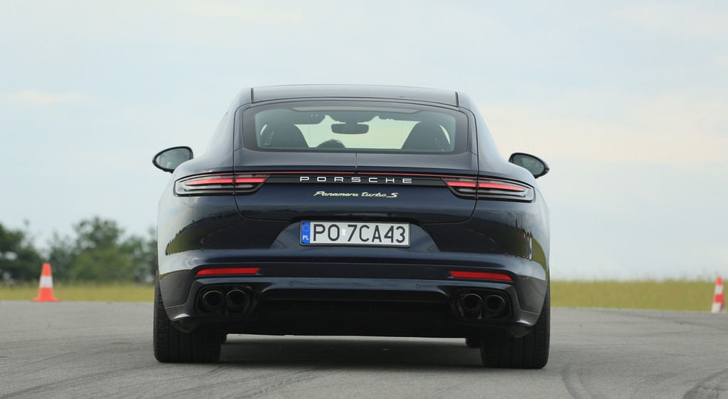 Porsche Panamera Turbo S E-Hybrid
