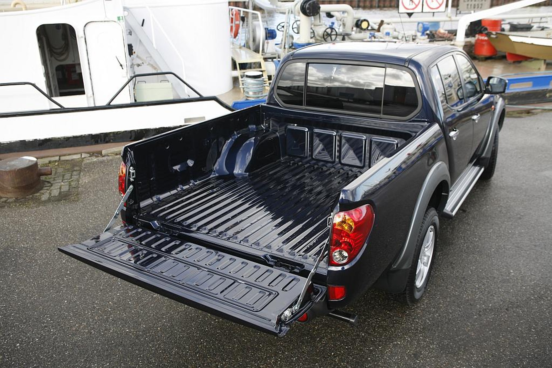 Mitsubishi L200 najlepszym pojazdem 4x4 roku 2009