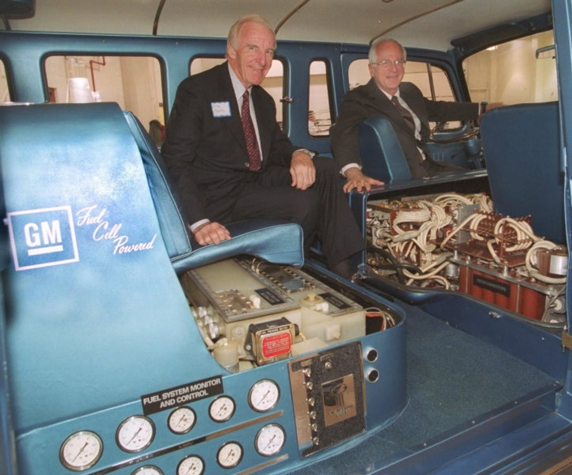 GM Electrovan – pierwszy pojazd na ogniwa paliwowe