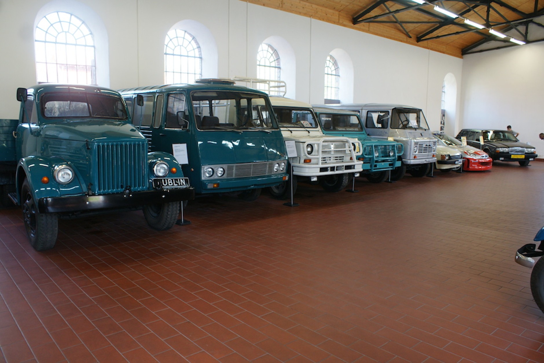 Oldtimery w starej hucie