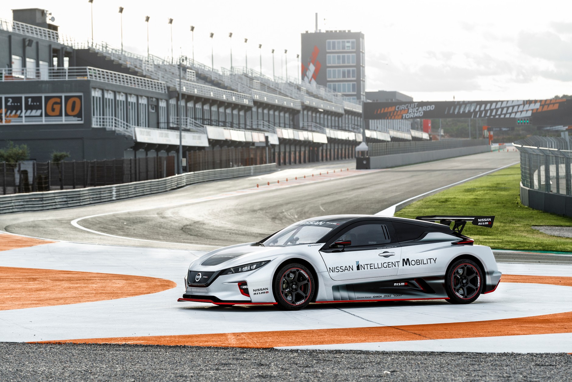 Nissan Leaf Nismo RC