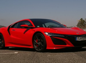 Honda NSX: wielki powrót "japońskiego Ferrari" (pierwsza jazda)