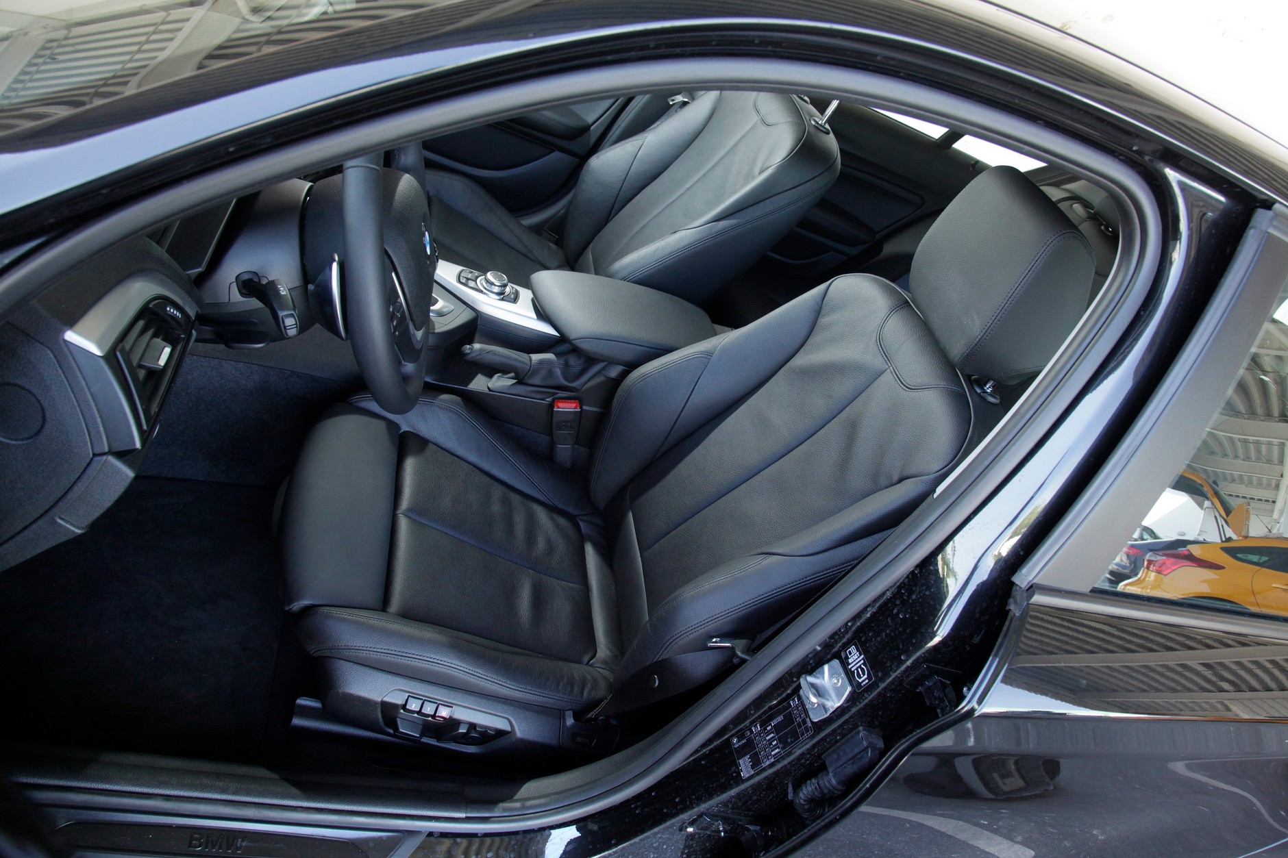 Porównanie: BMW 125i, Ford Focus ST, Mercedes A 250 Sport i VW Golf GTI