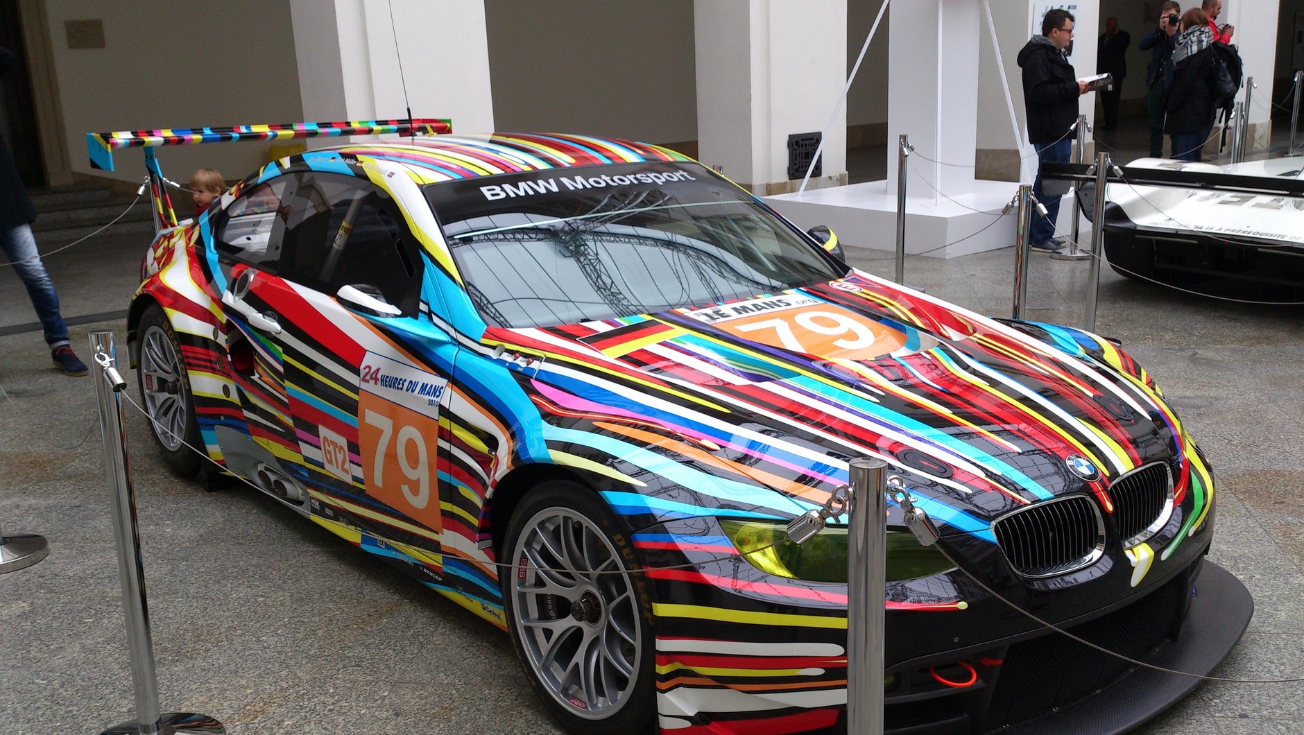 BMW Art Car Collection #17 BMW M3 GT2 Jeff Koons 2010 r.
