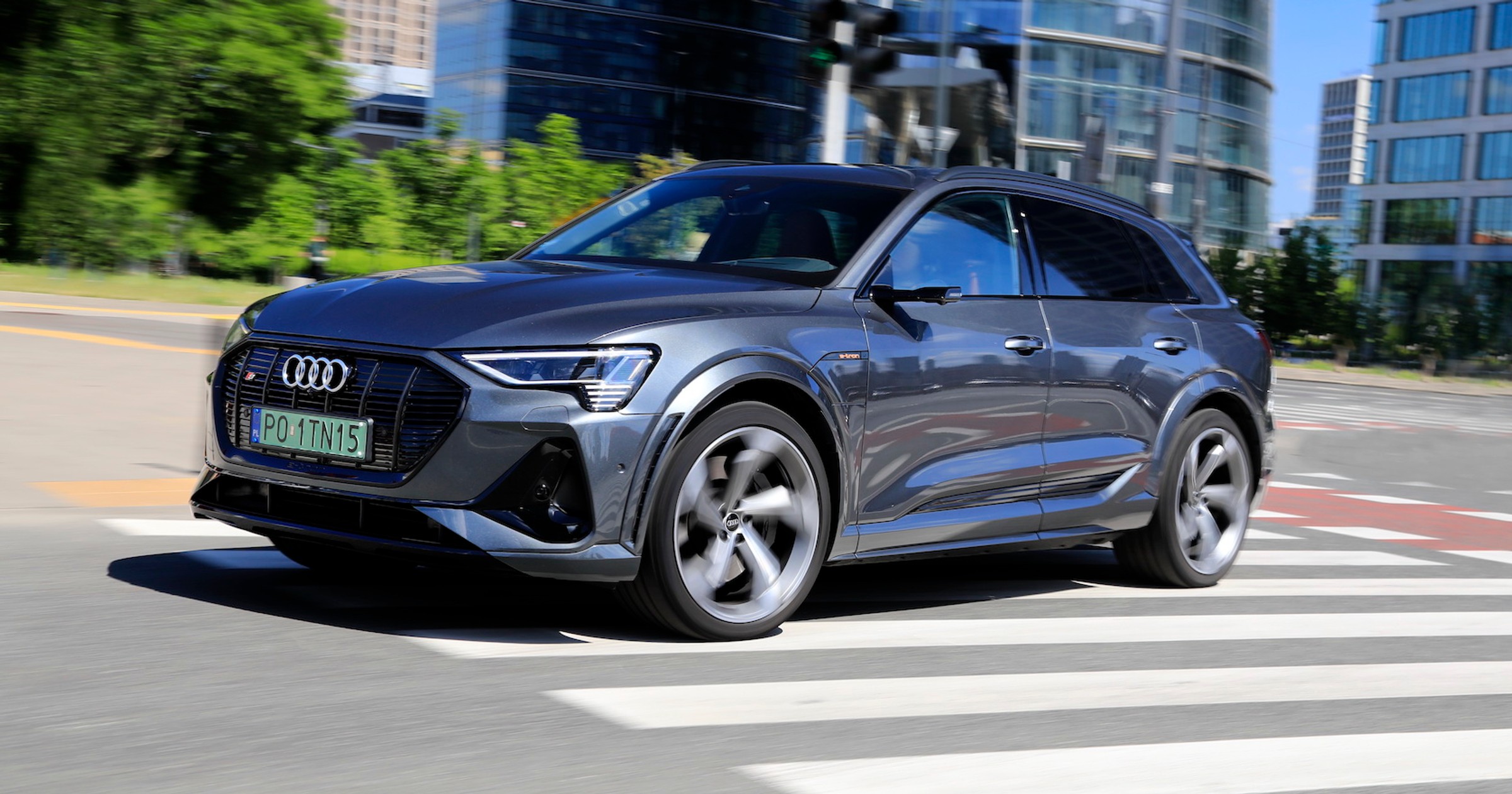Audi e-tron S (2021)