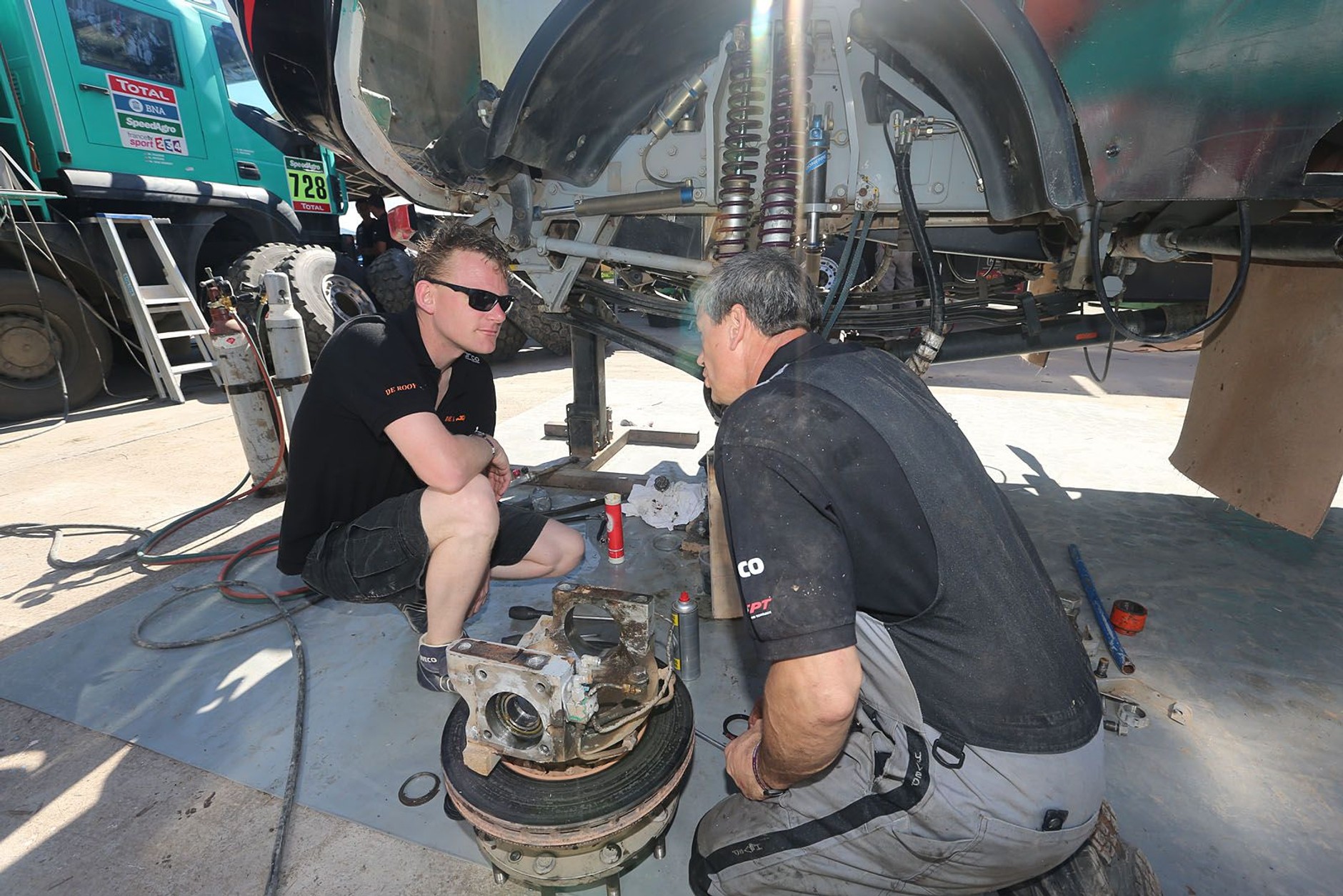Dakar 2016: regeneracja sił i maszyn (dzień odpoczynku, galeria)