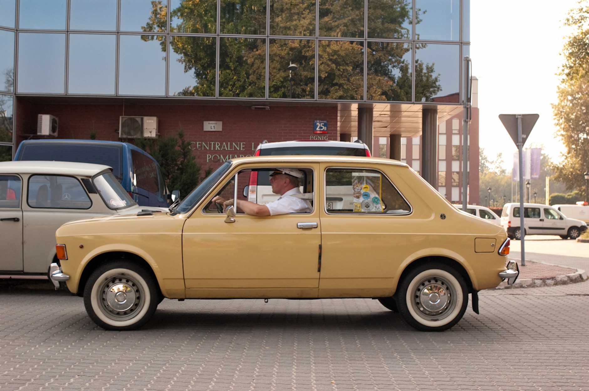 Stare jak Nowe: czyli druga młodość klasycznych aut