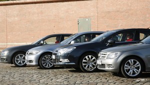 Prestiż i superdiesel pod maską – którego sedana warto kupić za 35 tys. zł?