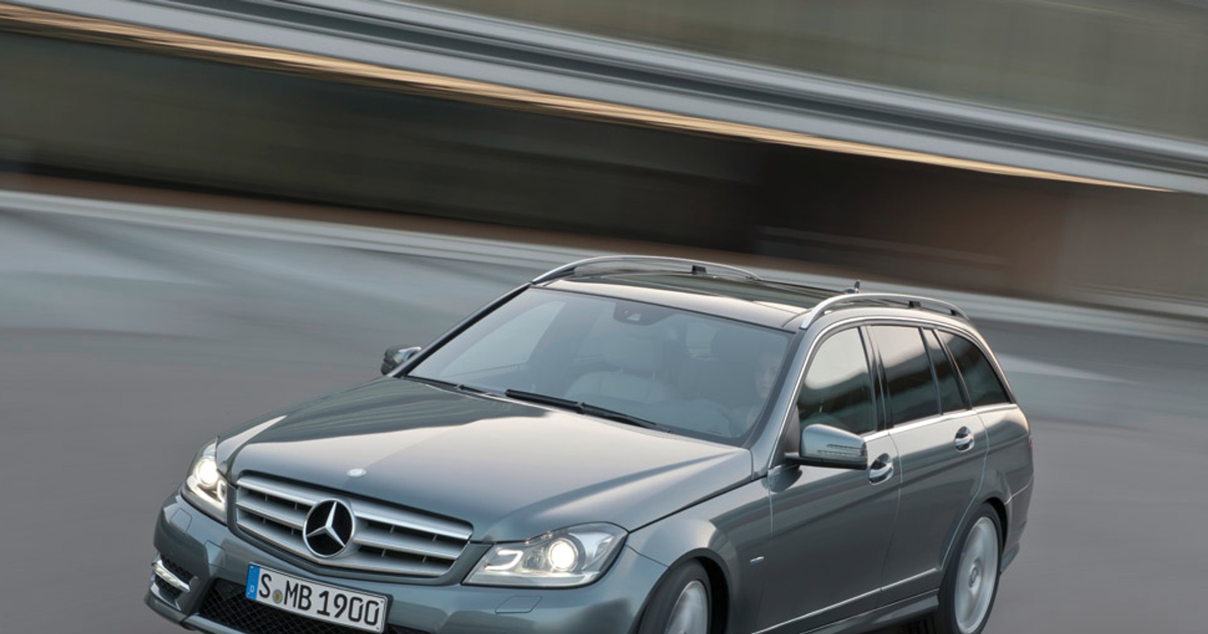Mercedes klasy C: 2000 zmian, których nie widać