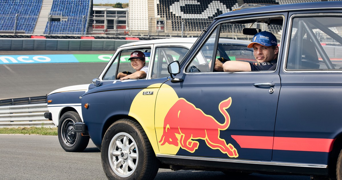 Wyścig na wstecznym biegu - Max Verstappen oraz Yuki Tsunoda