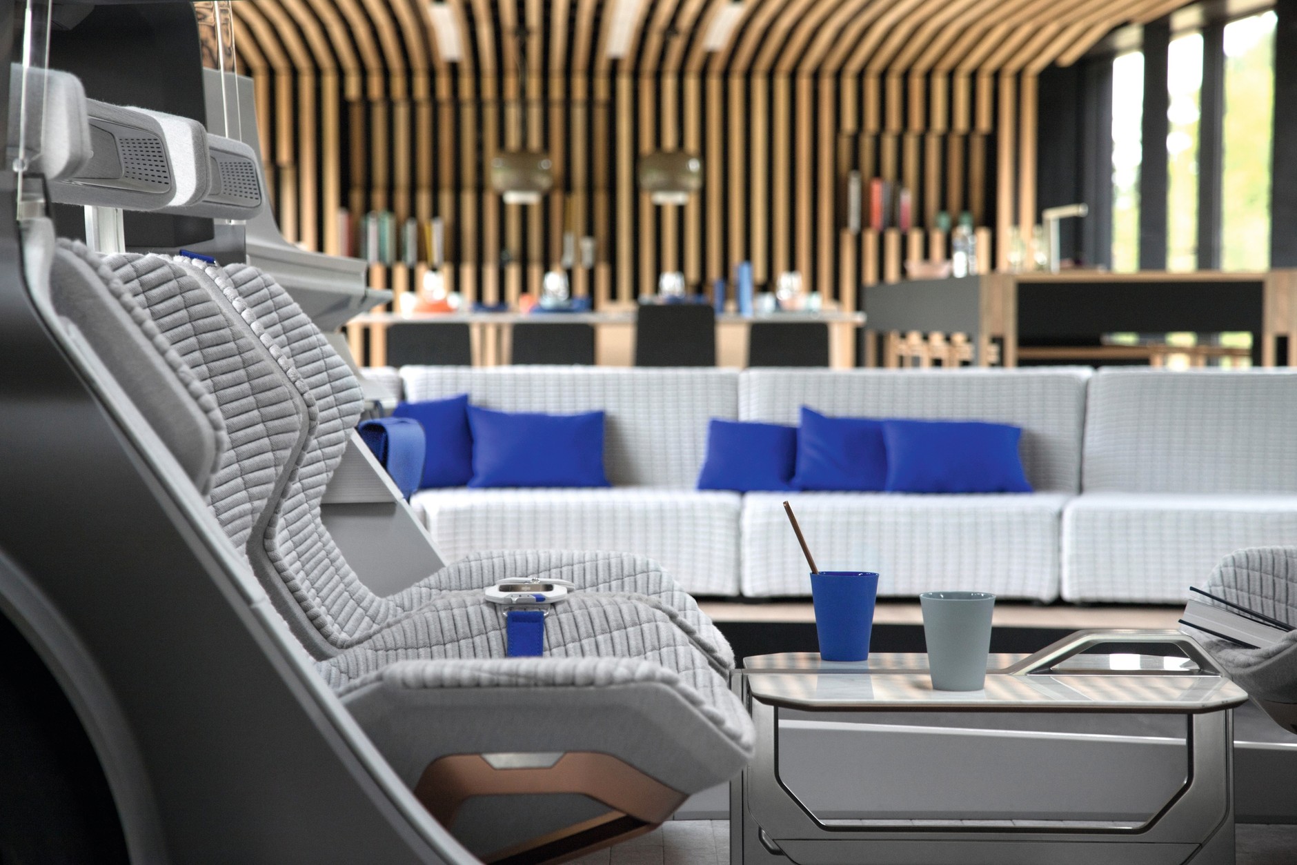 Renault Symbioz - wizja samochodu, który będzie stanowić część domu - i to dosłownie!