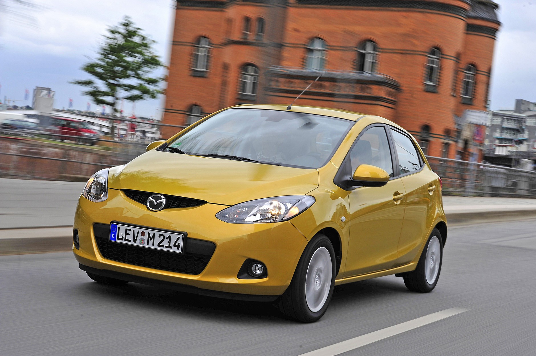 35 - Mazda 2 (II)