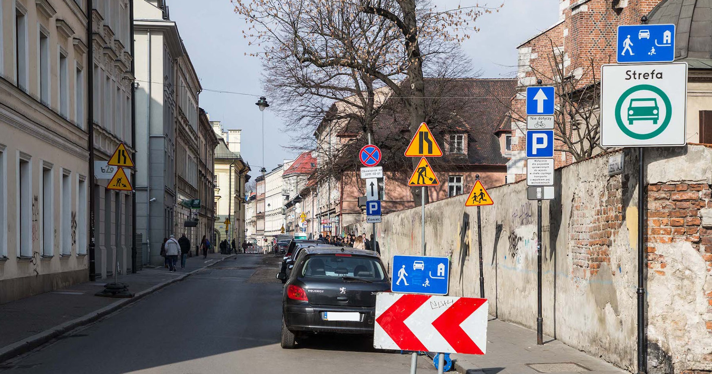 Krakowscy radni chcą objąć miasto Strefą Czystego Transportu – wojewoda sprawdza, czy zgodnie z prawem
