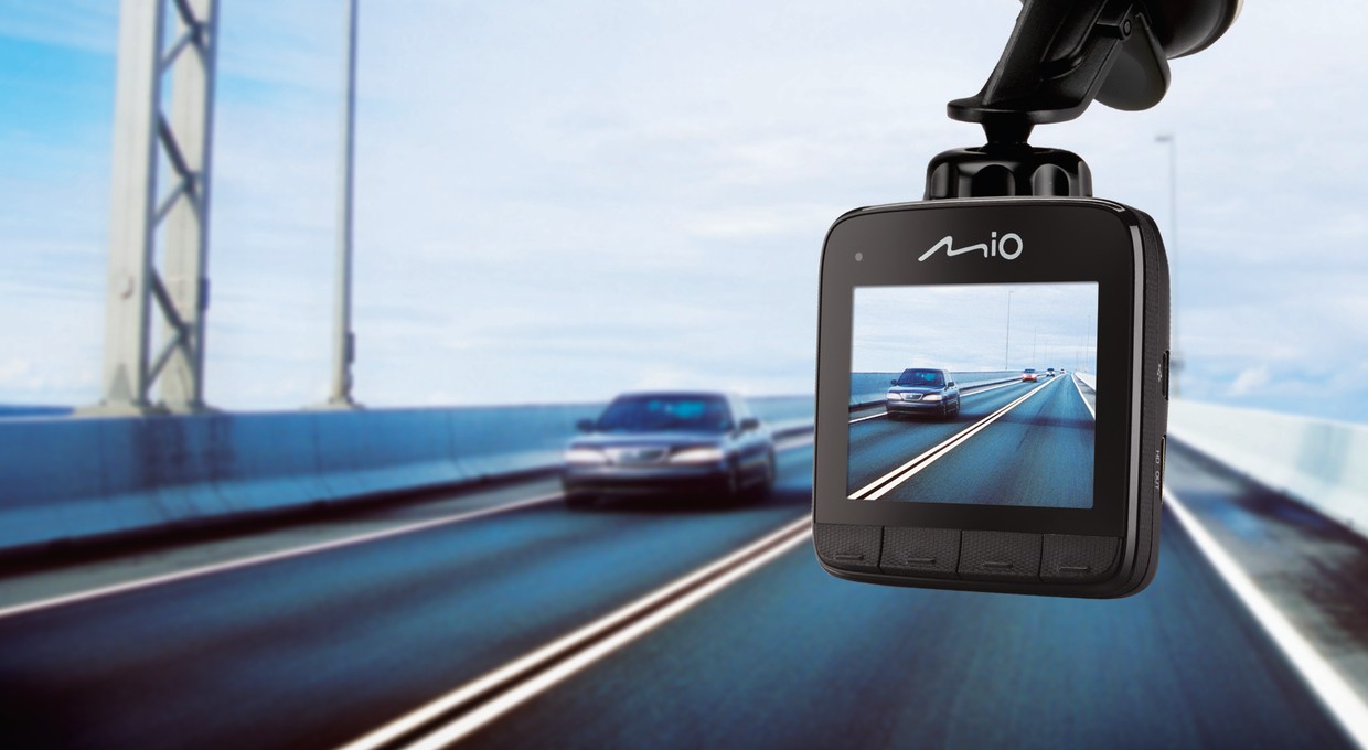 Nowe kamery MIO MiVue serii 500