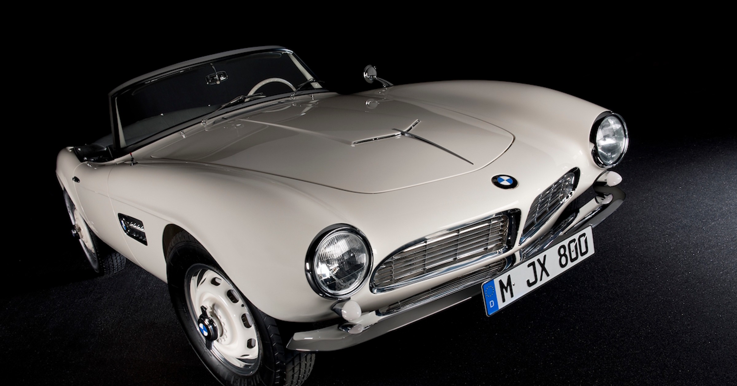 Odrestaurowane BMW 507 Elvisa Presleya