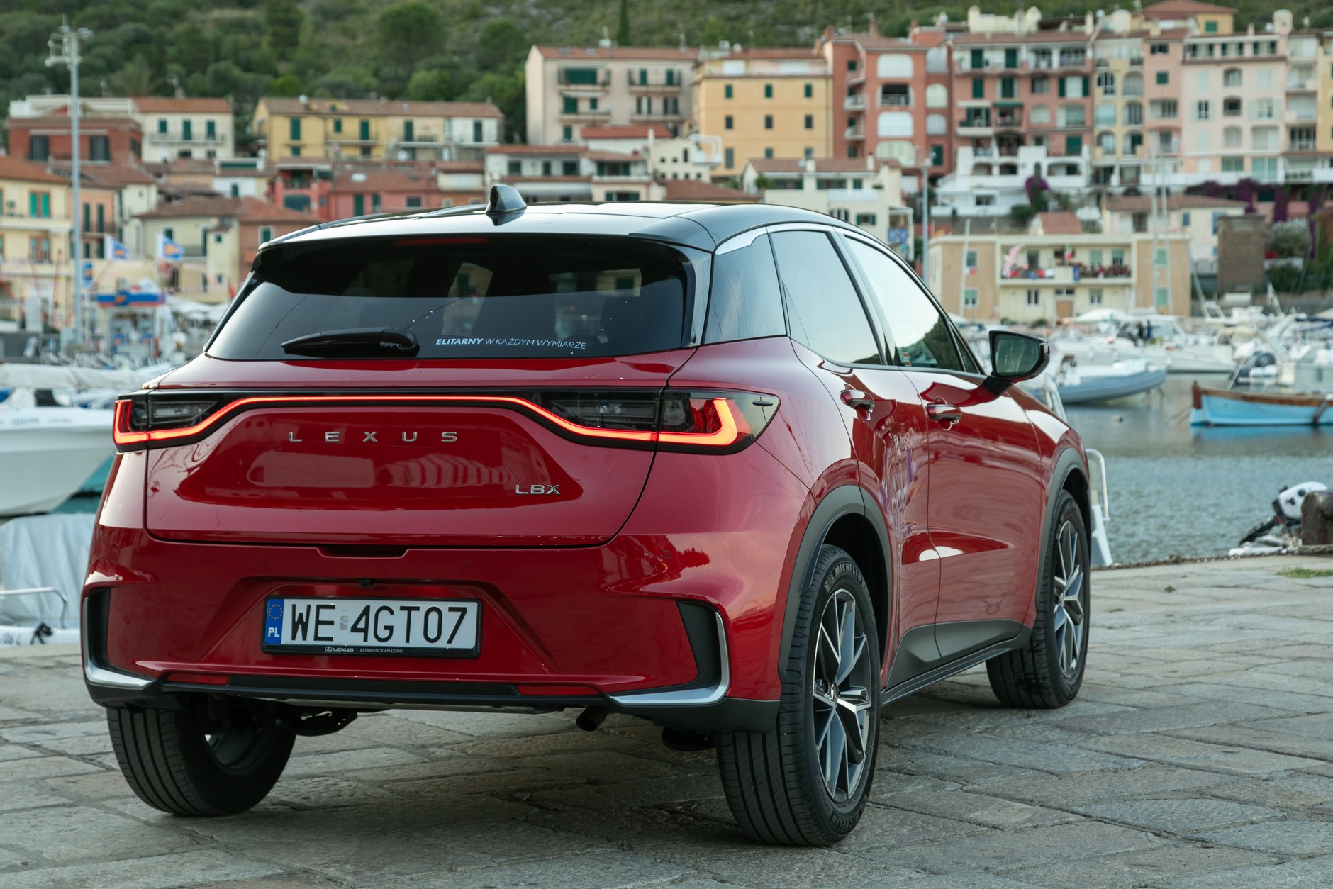 Lexus LBX