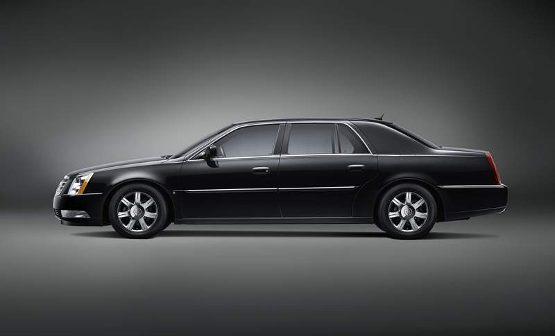 Cadillac DTS-L: oficjalne zdjęcia