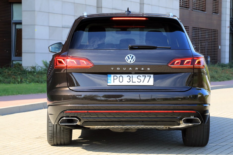 Volkswagen Touareg V8