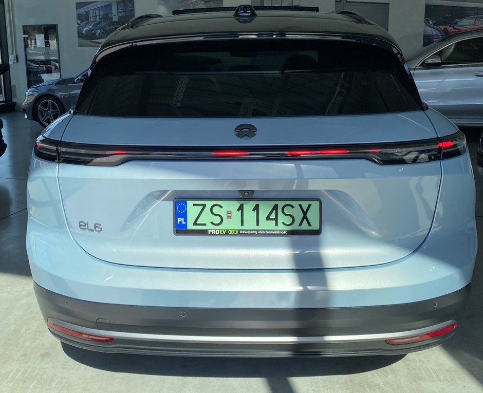 Nio EL6