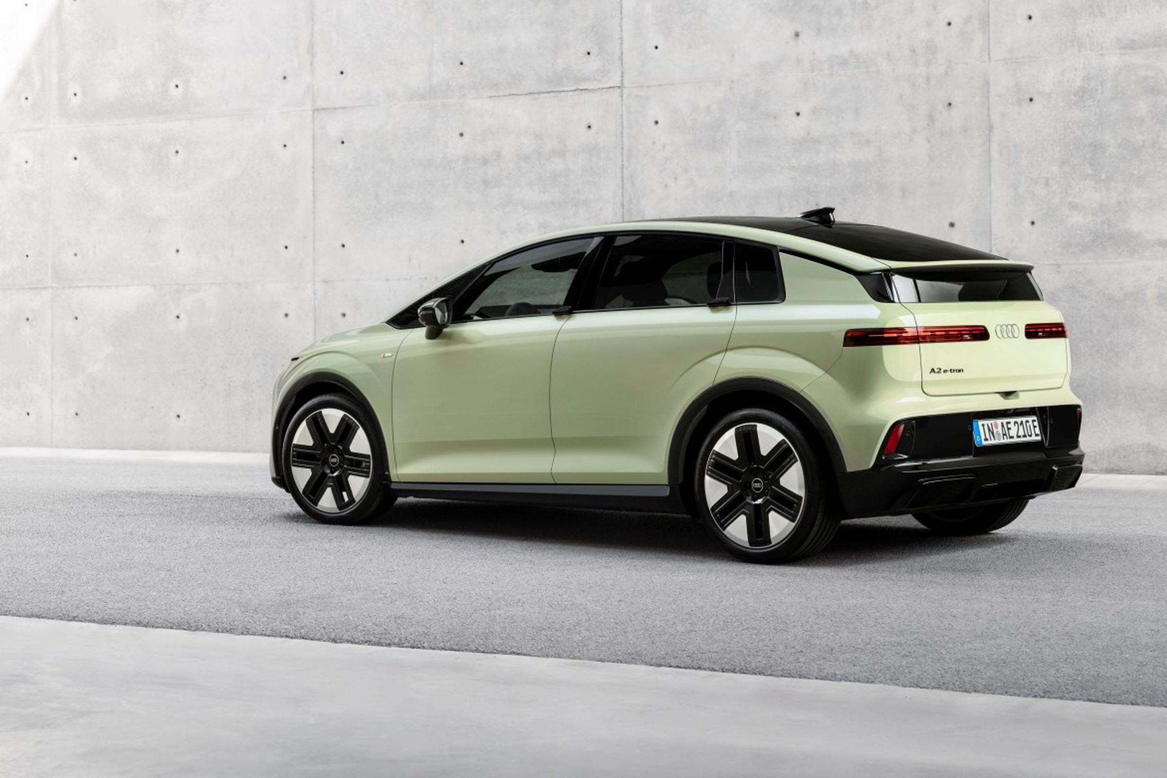 Audi wskrzesiło model A2. Zamiast każdej kropli, liczy się każda kilowatogodzina
