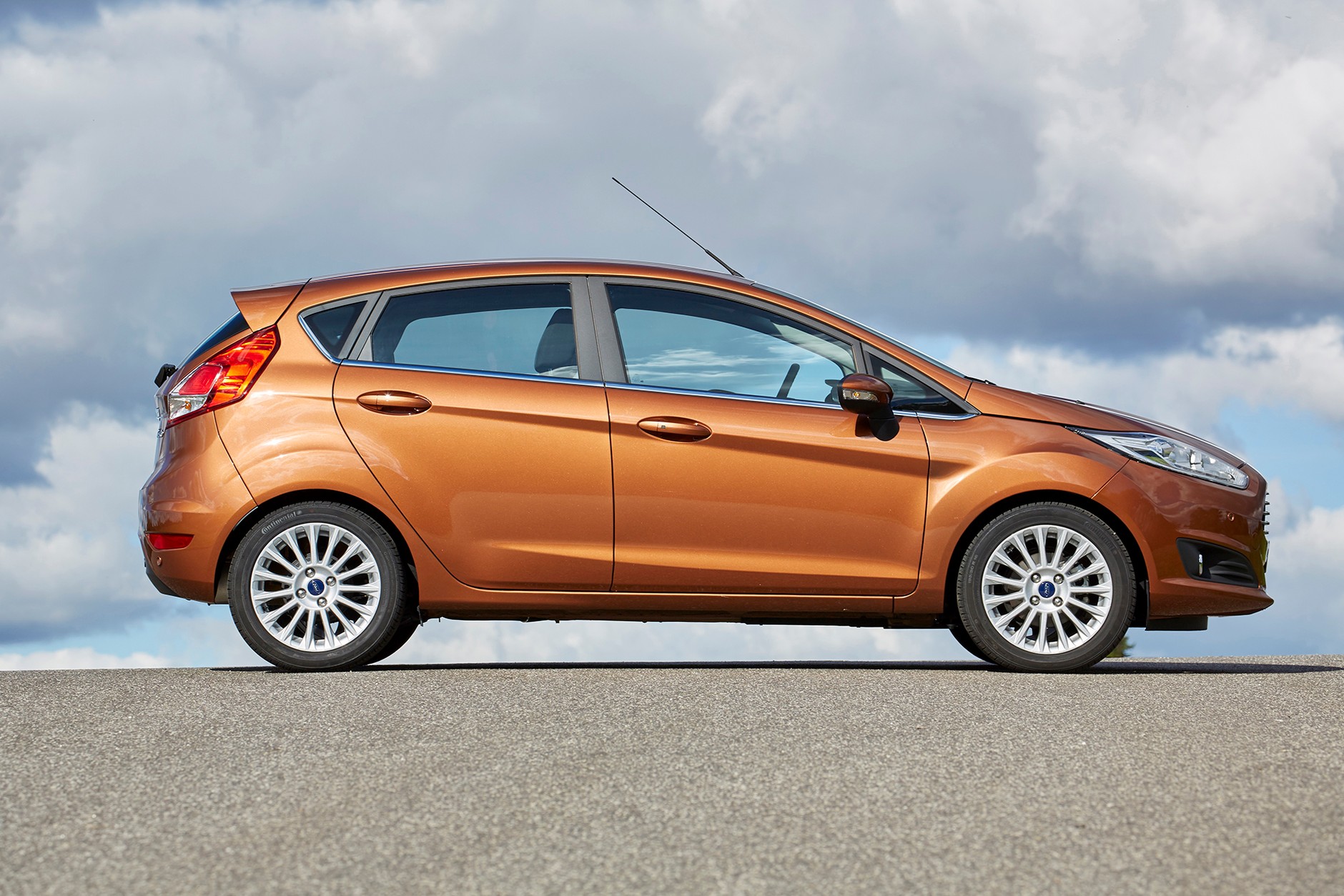 Ford Fiesta 1.0 100 KM - cena 54 950 zł