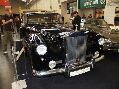 Technoclassica Essen 2009: Zabytkowe auta na salonie.