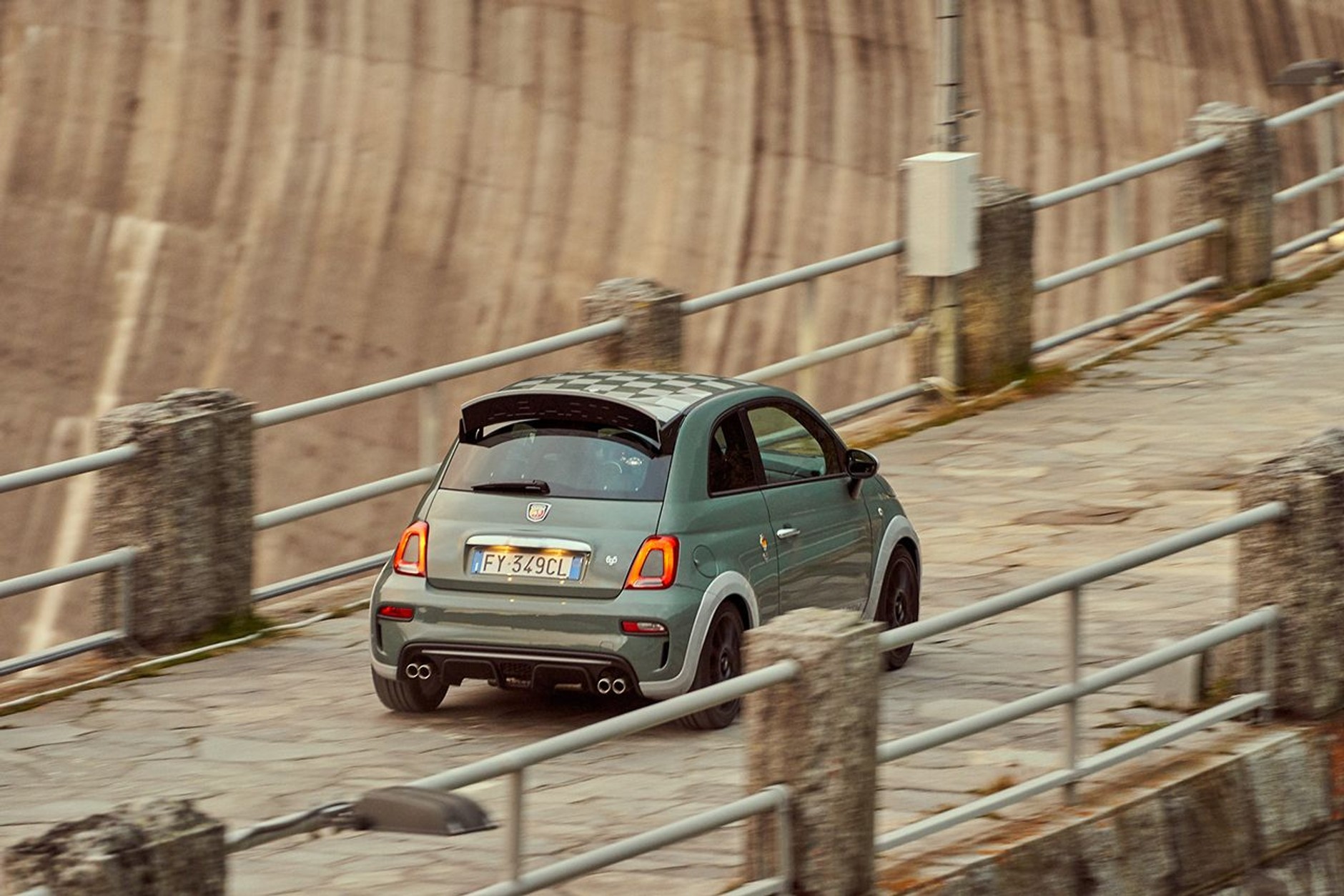 Abarth 695 70° Anniversario