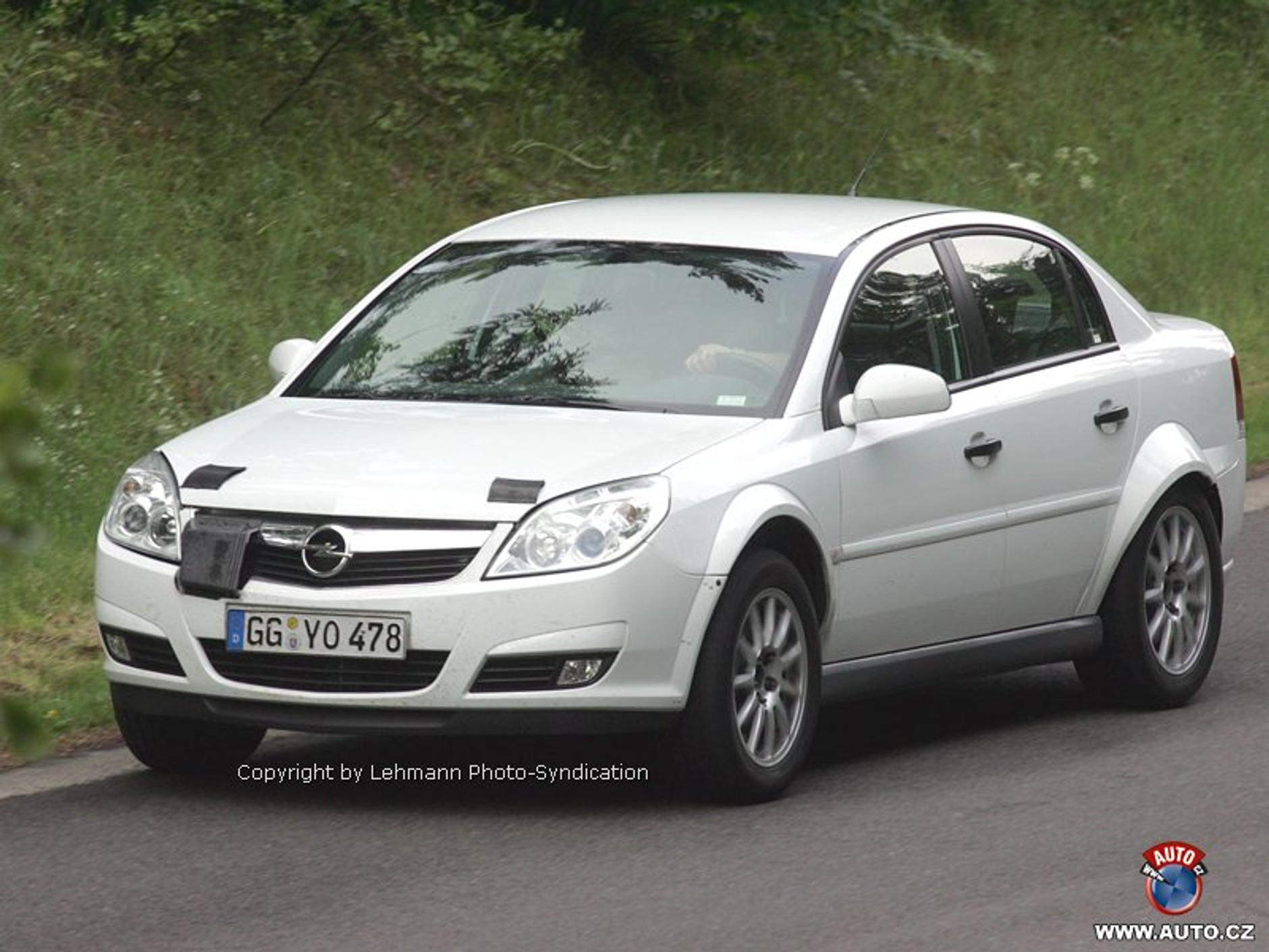 Zdjęcia szpiegowskie: nowy Saab 9-3 – szerszy i z napędem 4x4