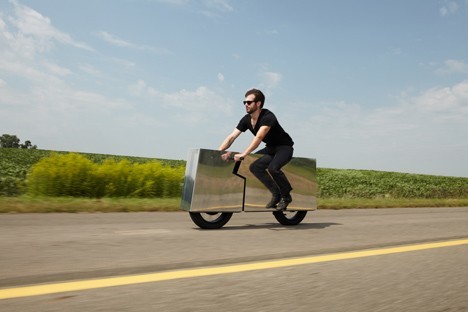 Niewidzialny motocykl