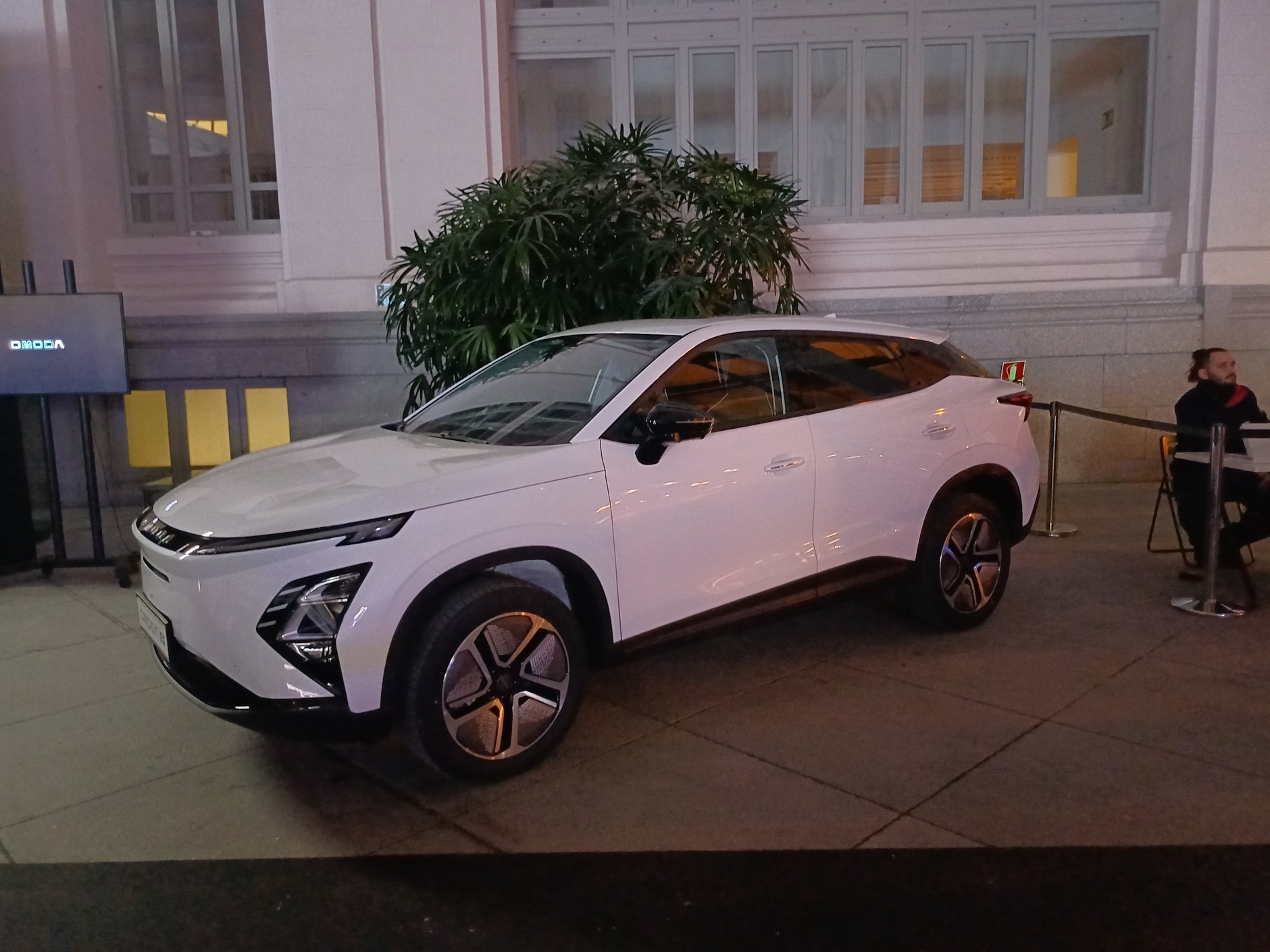 Omoda E5