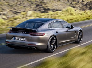 Porsche Panamera: nowa wersja bazowa i przedłużana Executive