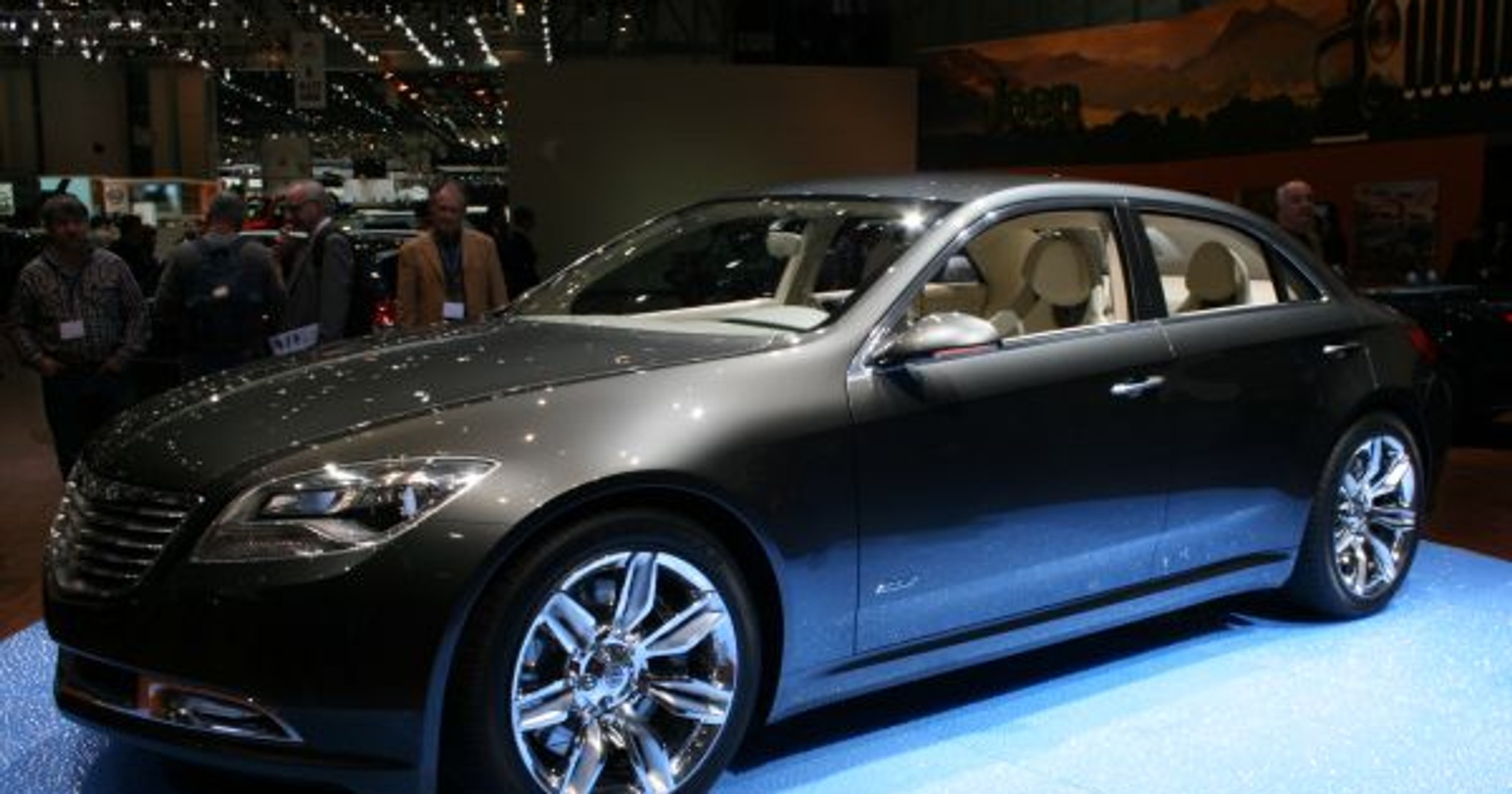 Chrysler 200C EV