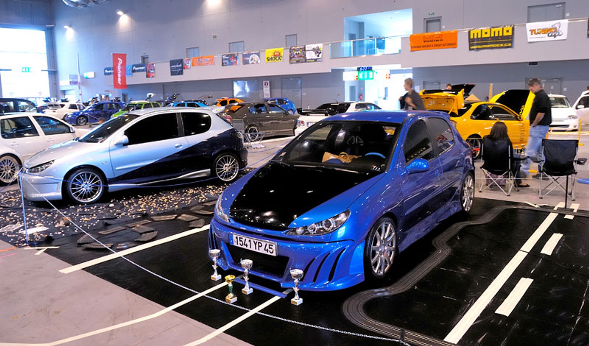 Tuning &amp; Custom Salon Brno 2009 (fotogaleria)