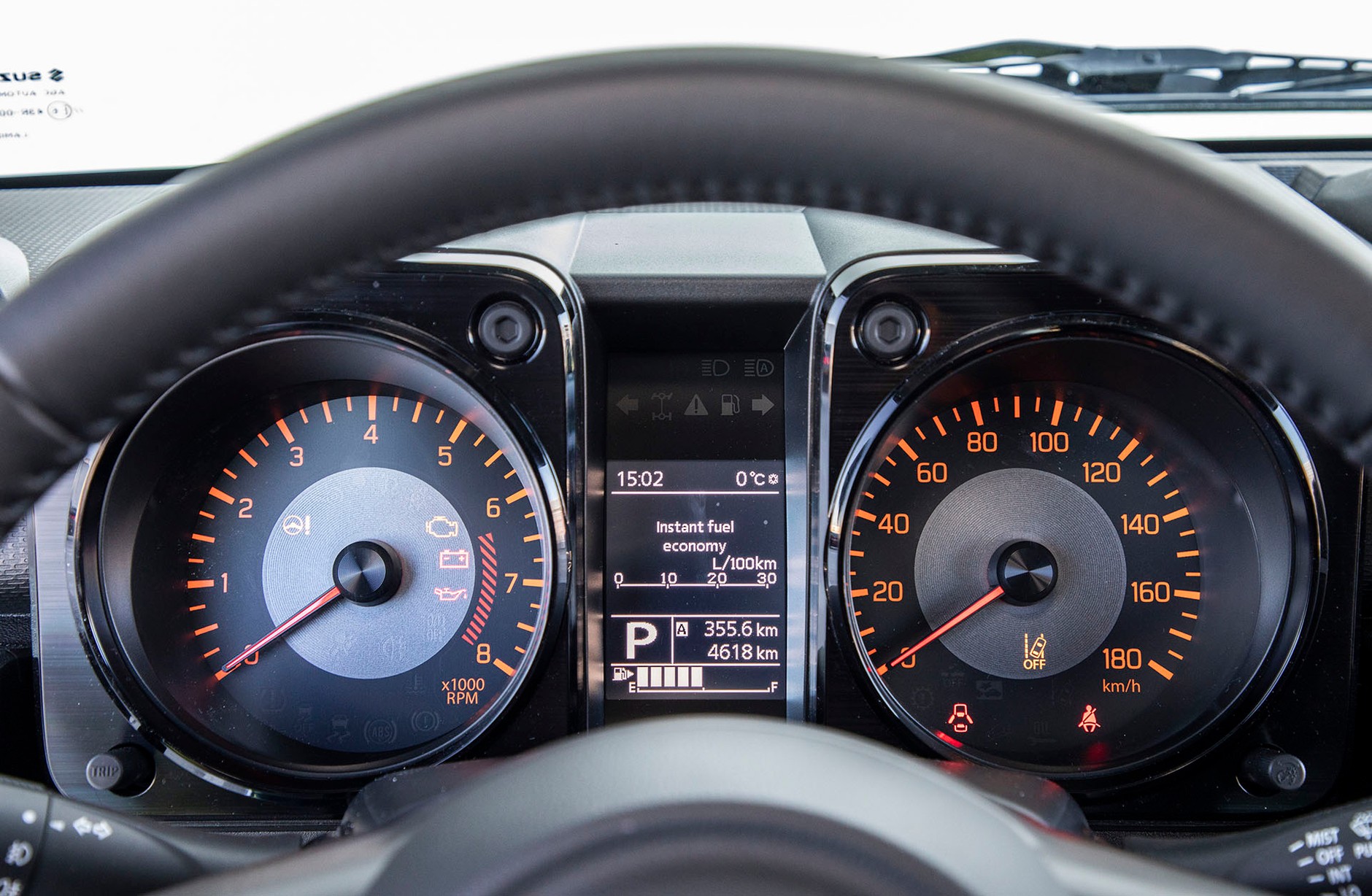 Suzuki Jimny 1.5 VVT 4AT - jego żywioł to teren