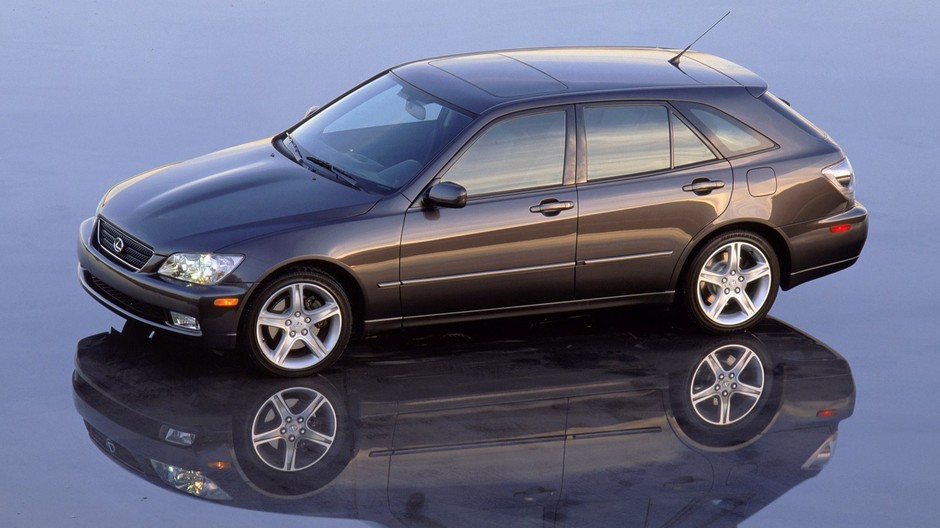 Lexus IS